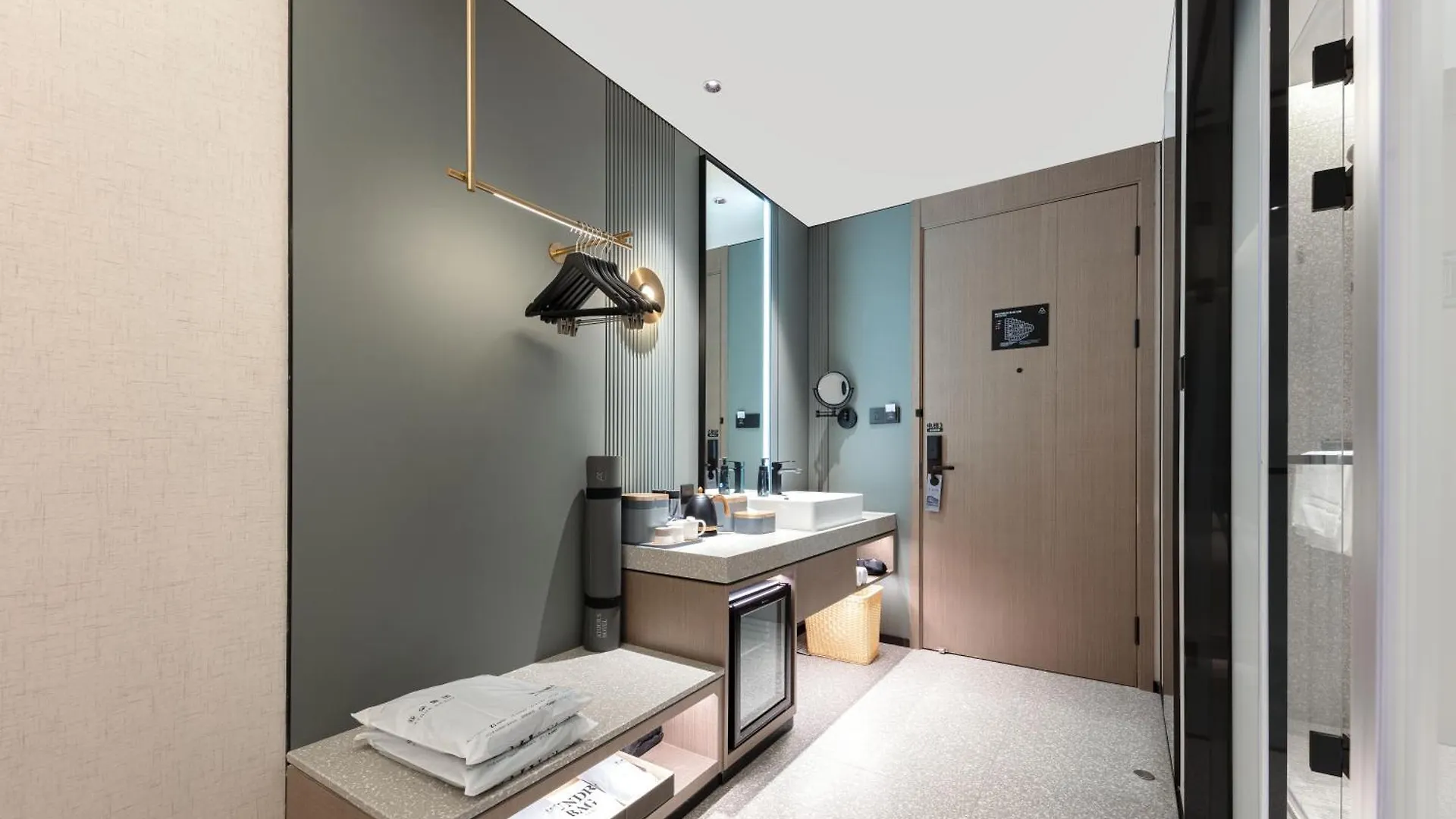 Atour S Hotel Suzhou Jinji Lake Moonlight Pier